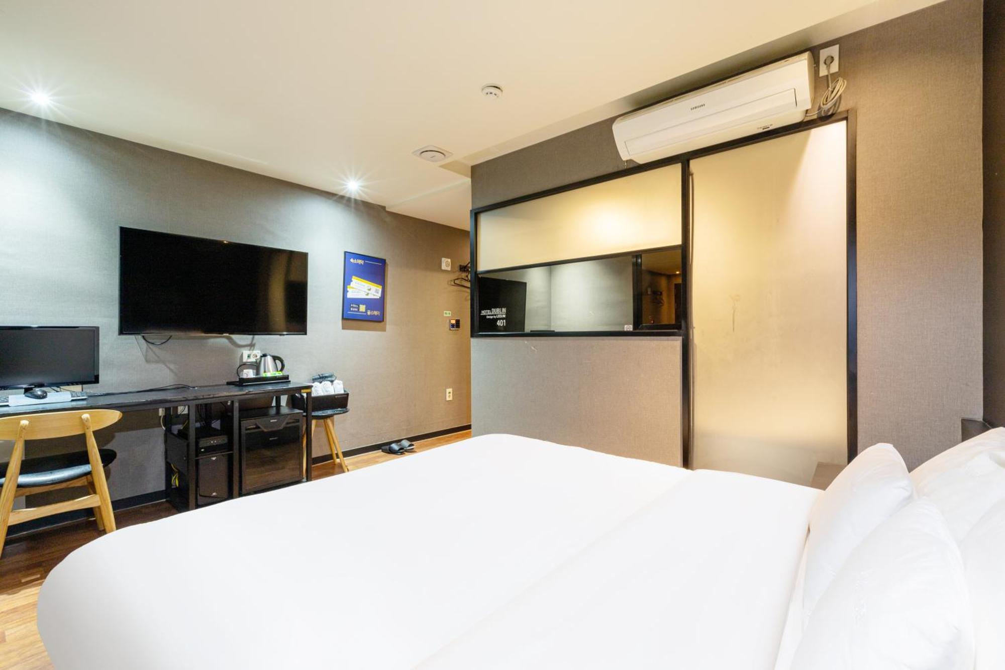 Dublin Hotel ปูซาน ภายนอก รูปภาพ